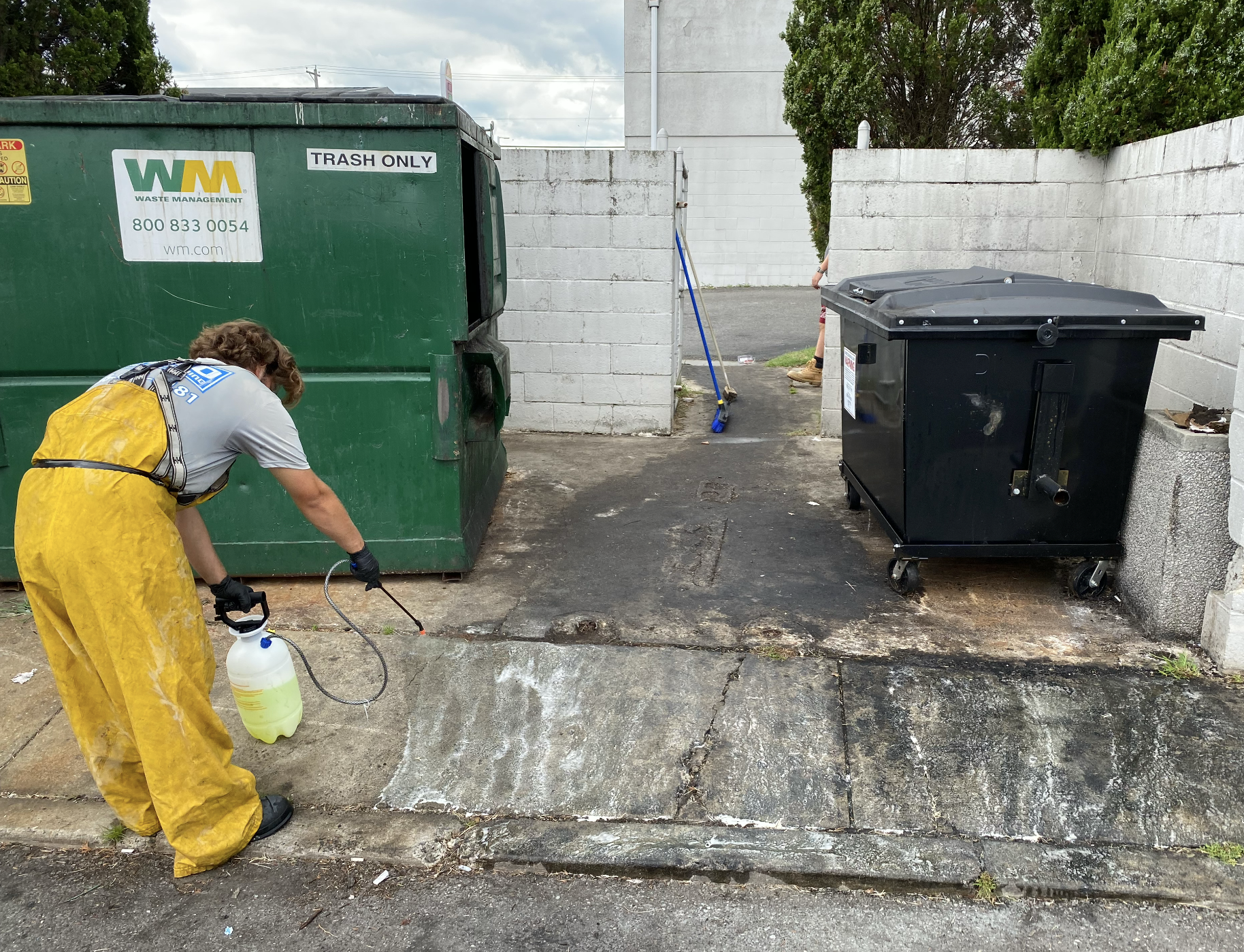 Commercial Dumpster Pad Cleaning Company in NJ